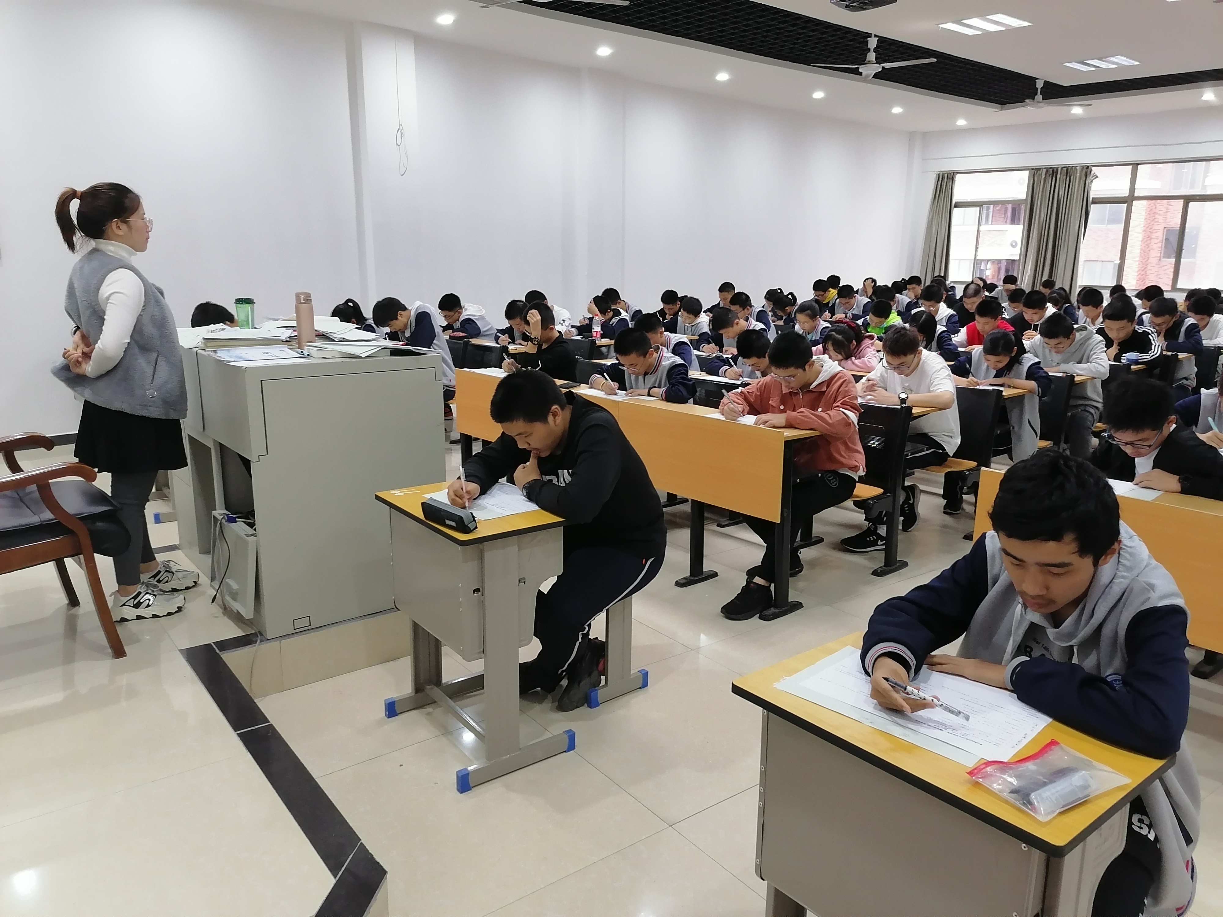 正在上传...